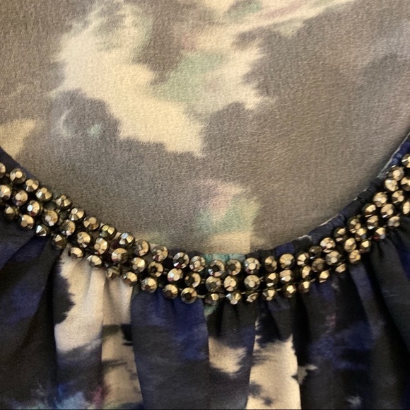 🎉LAST CHANCE🎉 MOSSIMO Blue Abstract Watercolor Silky Embellished Tank Blouse - Picture 4 of 10